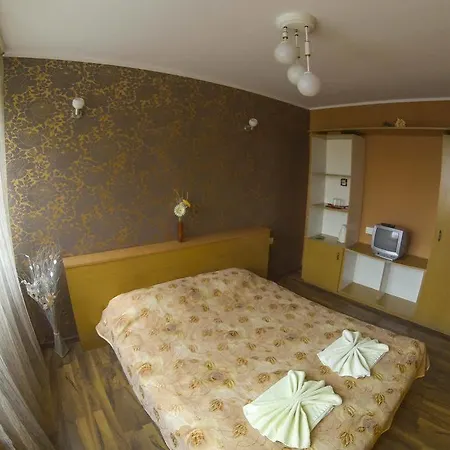 Πανσιόν Silvana *